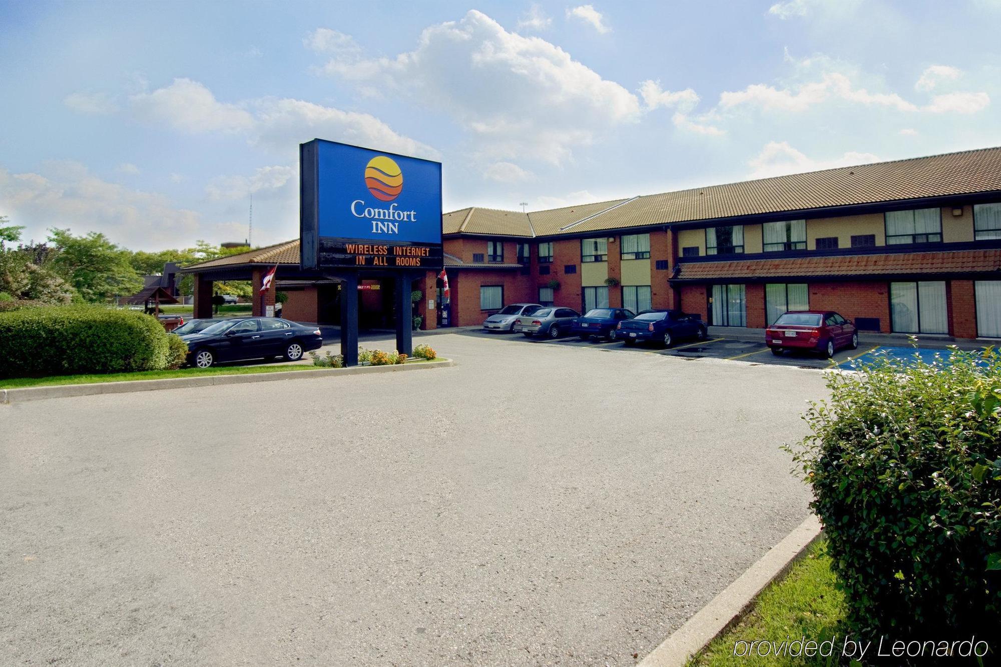 Comfort Inn Pickering Logo foto